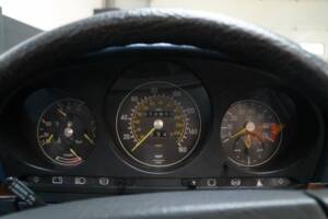 Image 8/41 of Mercedes-Benz 500 SL (1986)