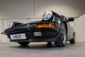 Image 12/38 of Porsche 911 Carrera 3.2 (1986)