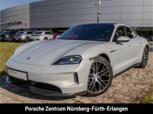 Bild 1/48 von Porsche Taycan 4S (2025)