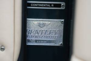 Bild 84/86 von Bentley Continental R (1997)