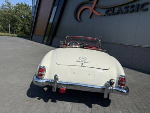 Imagen 11/50 de Mercedes-Benz 190 SL (1959)