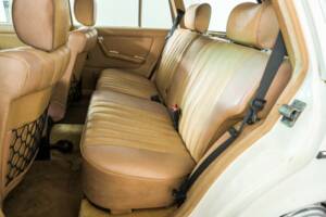 Bild 35/50 von Mercedes-Benz 300 D (1983)