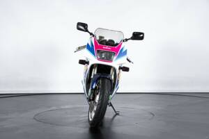 Bild 3/50 von Suzuki RGV 250 Gamma (1992)