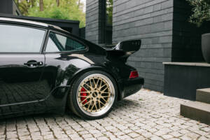 Bild 28/95 von Porsche 911 Turbo 3.3 (1991)