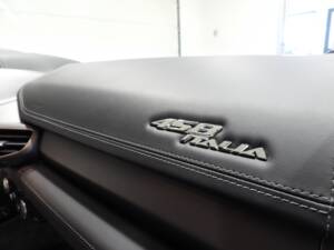 Image 8/15 de Ferrari 458 Italia (2011)