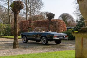 Image 3/30 de Mercedes-Benz 250 SL (1967)