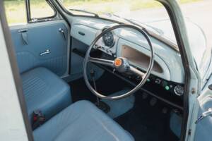 Immagine 14/17 di Morris Minor 1000 Traveller (1968)