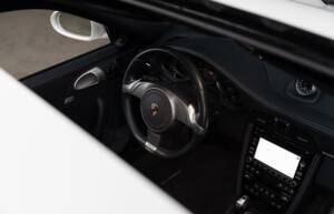 Image 13/40 of Porsche 911 Carrera 4 (2009)