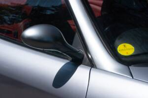 Image 18/37 of Ferrari 550 Maranello (2000)