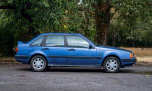 Immagine 2/50 di Volvo 440 Turbo (1992)