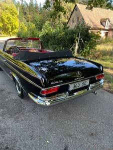 Bild 12/13 von Mercedes-Benz 300 SE (1963)