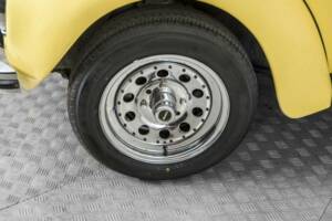 Immagine 22/50 di Volkswagen Käfer 1302 (1971)