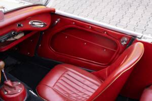 Image 4/72 de Austin-Healey 3000 Mk II (BJ7) (1962)