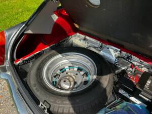 Image 28/38 of MG MGB GT V8 (1974)