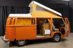 Image 15/59 of Volkswagen T2b Westfalia (1973)
