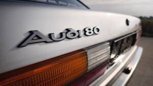 Image 25/94 de Audi 80 CD 5S (1982)