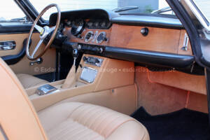 Image 9/36 de Ferrari 330 GT 2+2 (1964)