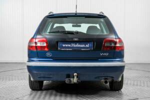 Image 13/29 of Volvo V40 2.0 16V (1999)