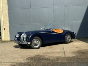 Bild 3/50 von Jaguar XK 140 OTS (1956)