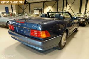 Image 7/16 of Mercedes-Benz 500 SL (1992)