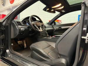 Bild 6/15 von Mercedes-Benz E 350 CDI BlueEFFICIENCY (2012)