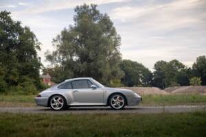 Afbeelding 13/19 van Porsche 911 Carrera 4S (1998)