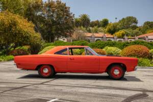Bild 3/8 von Plymouth Road Runner 426 Hemi (1969)