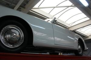 Imagen 8/50 de SIMCA 8 Sport (1950)