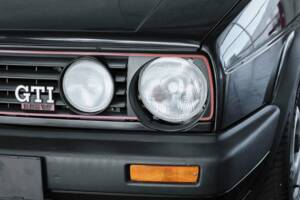 Image 8/39 of Volkswagen Golf Mk II GTi 16V 1.8 (1991)