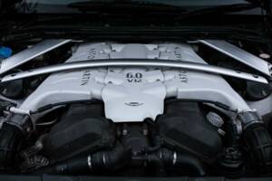 Imagen 3/46 de Aston Martin V12 Zagato (2011)