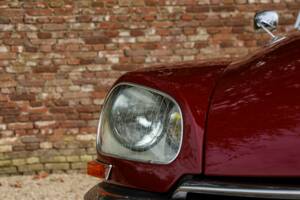 Image 35/50 de Citroën DS 21 (1971)