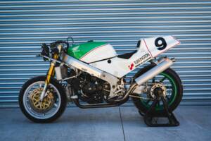 Image 4/50 of Honda VFR 750R RC 30 (1992)
