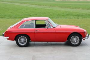 Image 6/50 of MG MGB GT (1974)