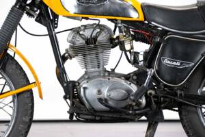 Bild 22/50 von Ducati 250 Scrambler (1971)