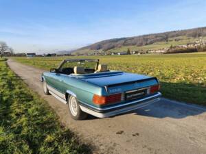 Image 2/26 of Mercedes-Benz 500 SL (1981)