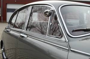 Image 14/15 of Jaguar Mk II 3.4 (1967)