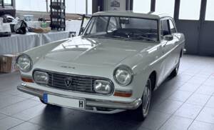 Image 3/36 de Peugeot 404 Coupé (1967)