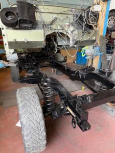 Image 23/23 of Land Rover 90 (1986)