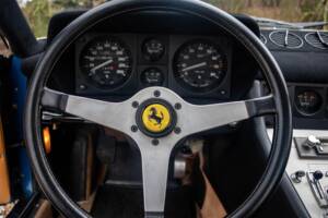 Image 10/16 de Ferrari 365 GTC&#x2F;4 (1972)