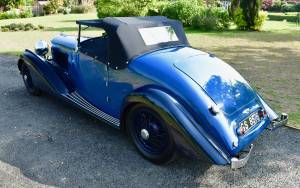 Image 13/44 of Bentley 4 1&#x2F;4 Litre (1937)