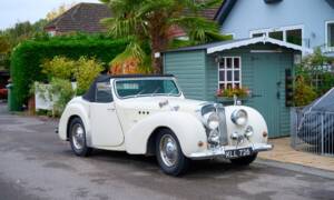 Image 1/50 of Triumph 2000 Roadster (1949)