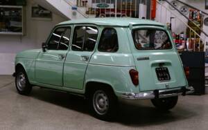 Image 5/33 de Renault R 4 TL (1981)