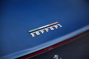 Image 36/50 of Ferrari California T (2015)