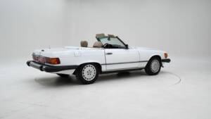 Image 2/15 of Mercedes-Benz 560 SL (1988)