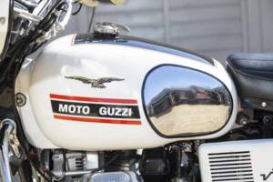 Image 22/36 of Moto Guzzi V 7 Special (1970)