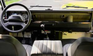 Image 13/96 of Land Rover Defender 90 (1995)