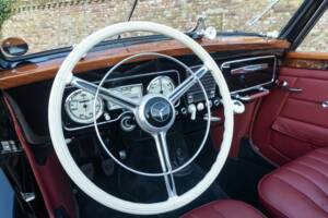 Bild 38/50 von Mercedes-Benz 230 Cabriolet A (1939)