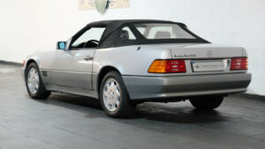 Image 8/38 of Mercedes-Benz 300 SL (1990)