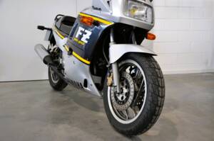 Bild 15/16 von Yamaha FZ 750 (1989)