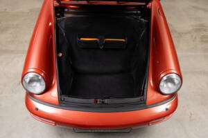 Bild 32/34 von Porsche 911 Carrera 4 (1991)